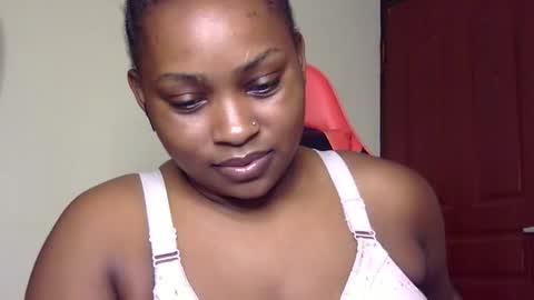 stella online show from April 18, 8:09 pm