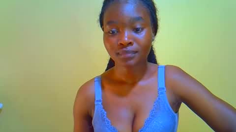 afrikana005 online show from March 15, 3:37 pm