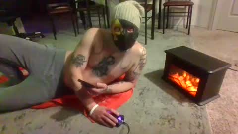 afterhourg online show from December 7, 11:18 pm