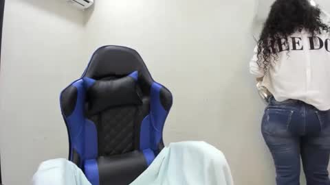 A G A T A  online show from February 5, 12:31 pm