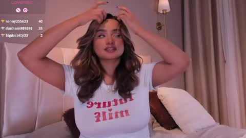 Agata Lauret online show from March 8, 5:33 am