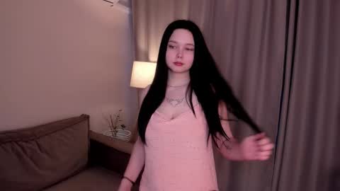 Rose online show from December 19, 11:27 am