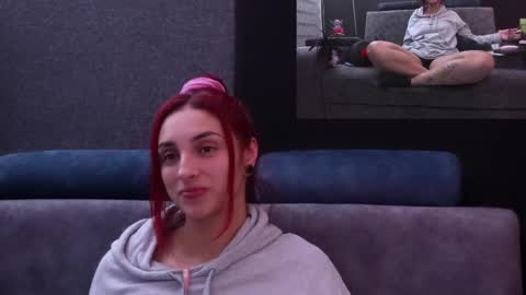 Agata Collinss online show from December 4, 7:08 am