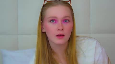 AgataFoxley online show from November 30, 8:43 am