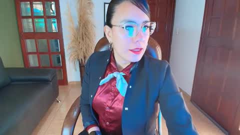 Aghata Moon online show from December 1, 2:04 pm