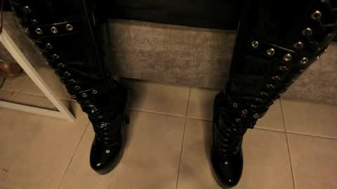 agnes_jones online show from May 17, 12:53 am