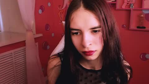 Agnes online show from April 5, 10:45 am