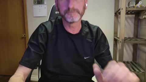 AhShucks online show from April 10, 3:23 am