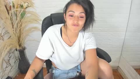 Ahisha online show from January 26, 6:48 pm