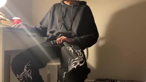 Dylan online show from February 15, 8:46 am