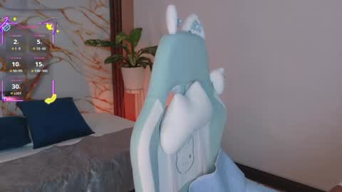 Ahvi Ebony online show from May 7, 4:03 pm