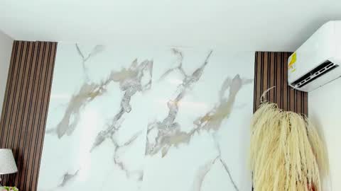 Aida  online show from March 9, 2:32 pm