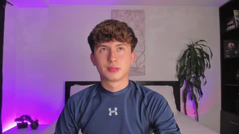 A H  online show from January 14, 10:55 pm