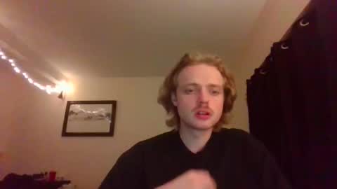 aidenisdunn online show from April 19, 11:22 am