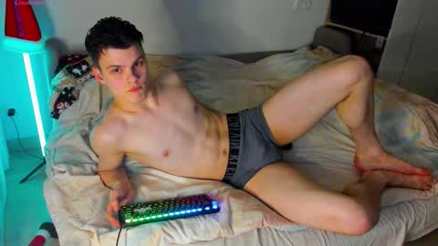 Aiden Sensual online show from January 5, 5:27 pm