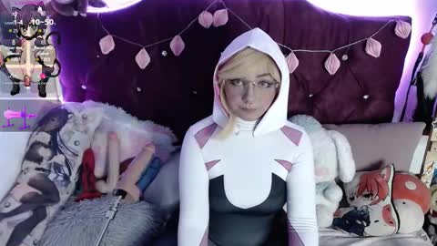 Snapshot of aiko_yagami chatting on October 14, 3:09 am Aiko online show from October 14, 3:09 am