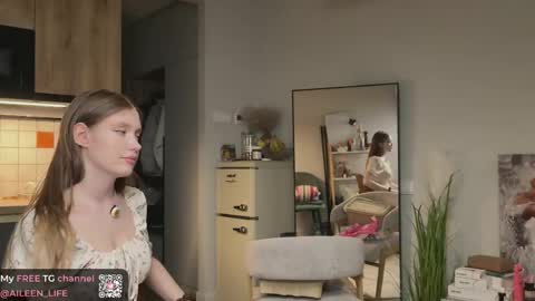 Aileen online show from April 18, 7:58 pm