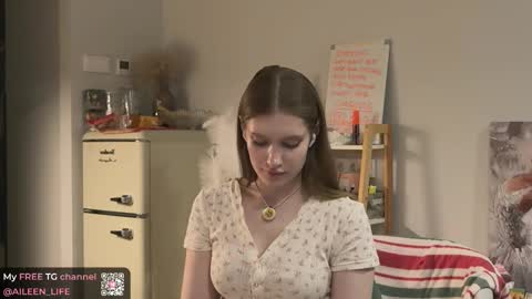 Aileen online show from March 28, 11:06 pm