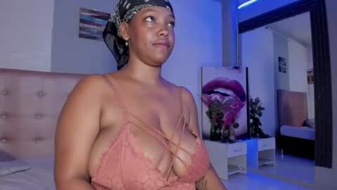 aileenkeys online show from August 8, 7:35 pm