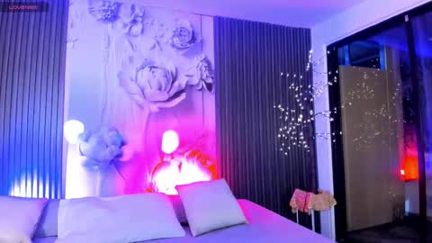 Ailyn Blaze online show from February 25, 6:50 am