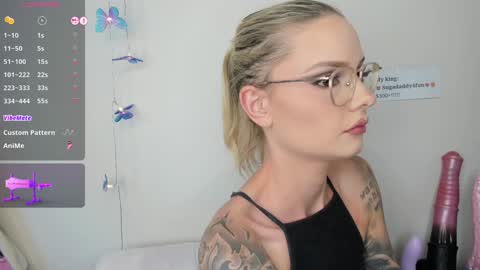Aimee Jay online show from December 23, 5:39 am