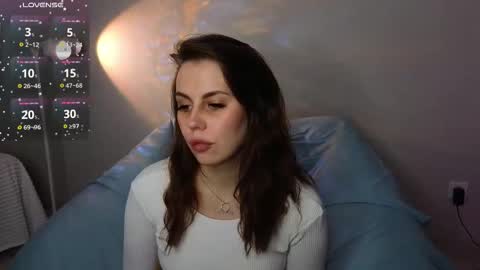 Aisha online show from October 7, 2:13 pm