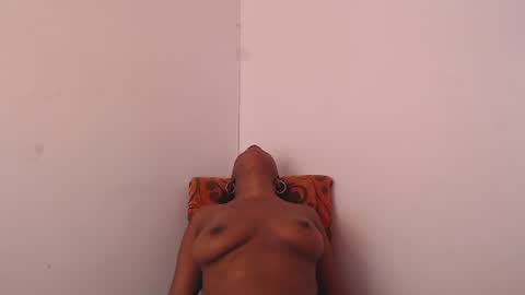 Aisha online show from July 8, 2:42 pm