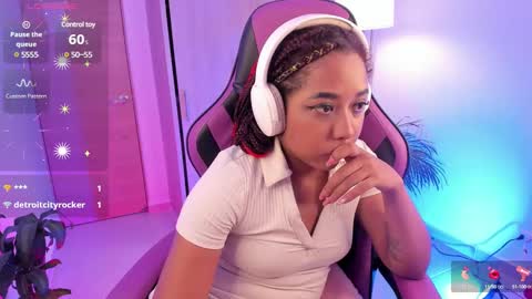 Aisha online show from February 20, 5:23 am