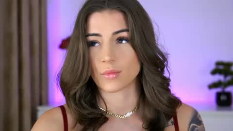 Aisha online show from July 16, 7:39 pm