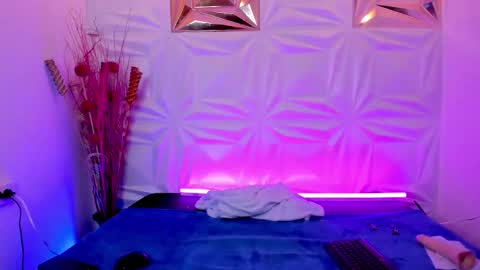 carlolina online show from March 27, 12:06 pm