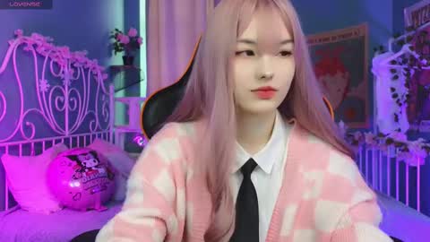 Akemi online show from February 22, 10:18 am