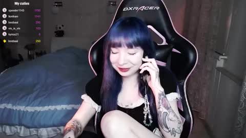 akirahartyx online show from October 2, 3:55 pm