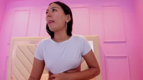  A L A H I A  online show from March 10, 7:29 pm