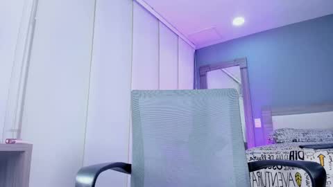 alaiaguerra online show from October 27, 9:48 pm