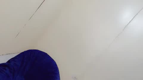 alaiza_malinao online show from April 17, 9:00 am