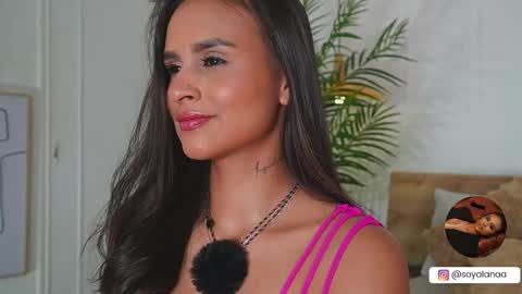 Alana online show from November 18, 3:31 am