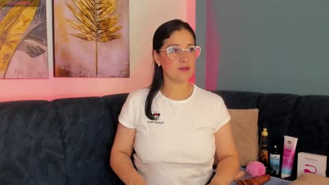 Alana  online show from November 30, 12:12 pm