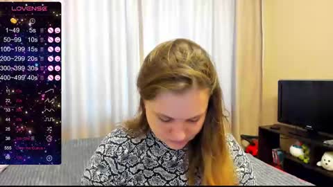 Snapshot of alanabrox chatting on January 13, 10:36 am Julia online show from January 13, 10:36 am