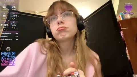 Stella online show from October 17, 2:21 pm