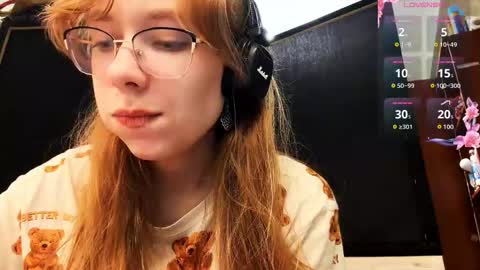 Stella online show from November 6, 3:15 pm