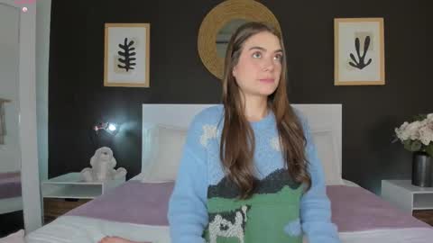 Alanna Cute Russell online show from February 4, 8:02 pm