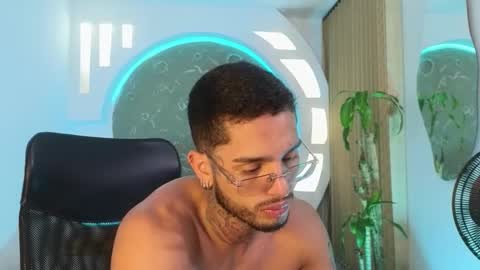 alan online show from March 3, 12:45 pm