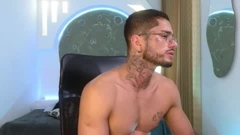 alan online show from February 2, 11:17 am