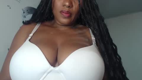 alasska foxxx  online show from October 16, 9:35 pm