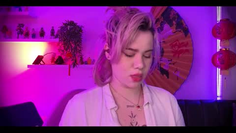 albaandthayron online show from February 28, 12:31 pm