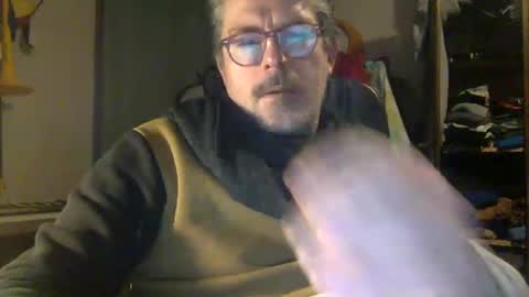 albandant online show from February 19, 5:49 pm