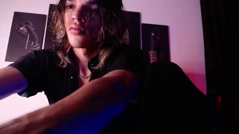 Albert online show from November 12, 2:25 am