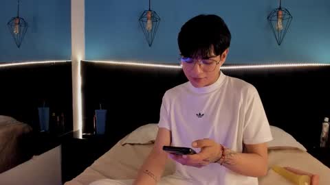 Snapshot of ale_aurarashi chatting on September 27, 4:43 am ale_aurarashi online show from September 27, 4:43 am