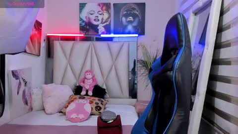 ale_noah_xxx online show from January 19, 1:21 am