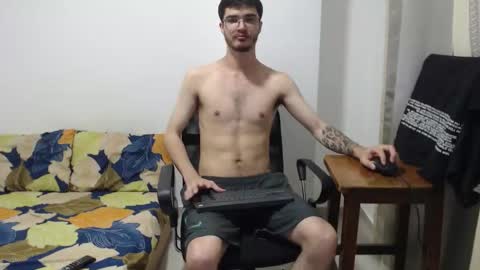 aleex_miller online show from November 1, 2:12 am